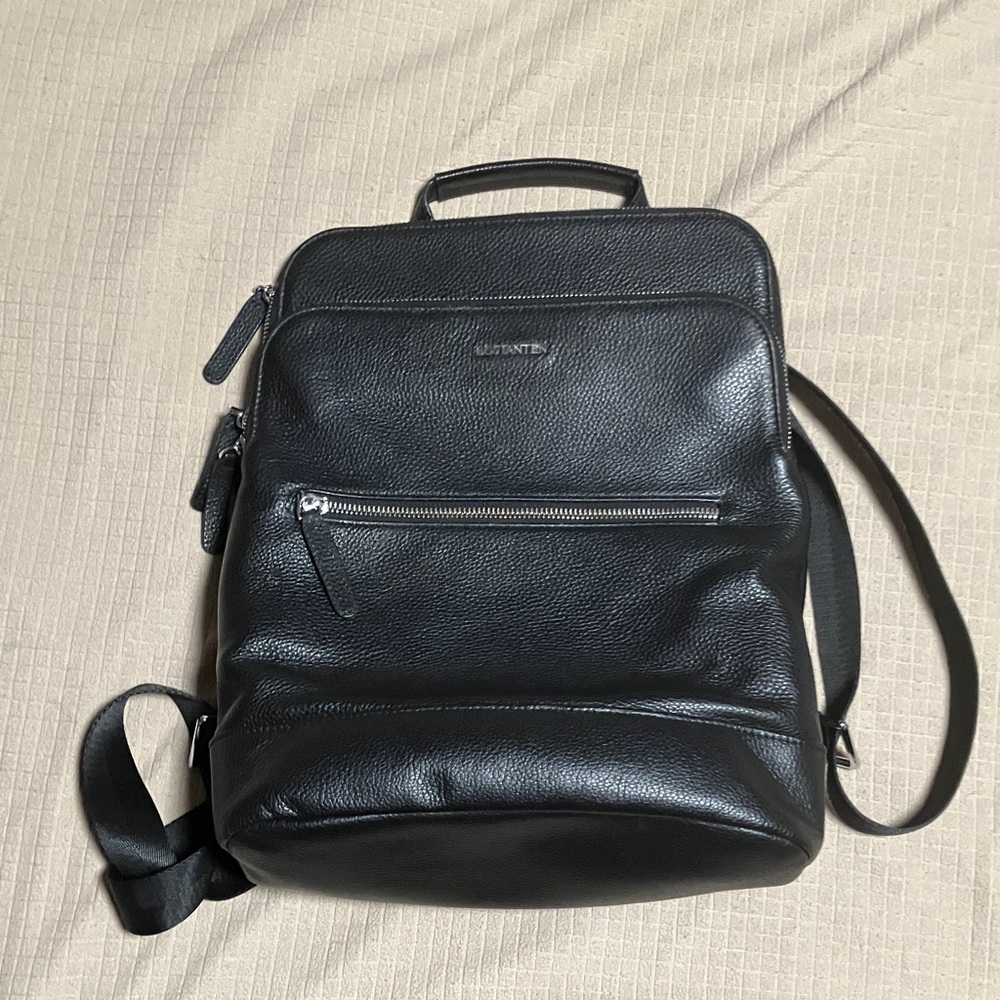 Black Leather Bostanten Backpack